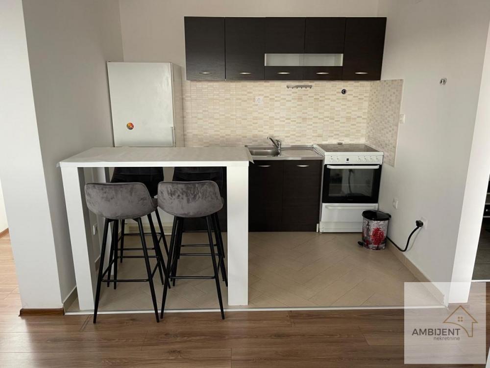 Stan na prodaju u Beogradu, Altina, jednoiposoban, 36m2, cena 95000 evra