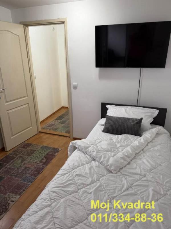 Stan na prodaju u Beogradu, Senjak, dvoiposoban, 53m2, cena 205000 evra