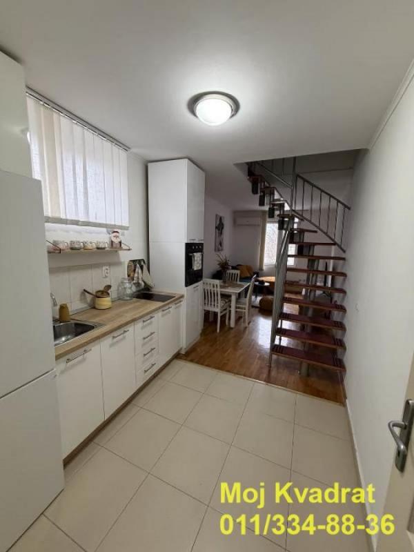 Stan na prodaju u Beogradu, Senjak, dvoiposoban, 53m2, cena 205000 evra