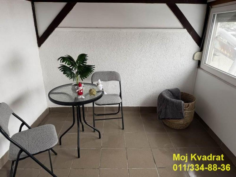 Stan na prodaju u Beogradu, Senjak, dvoiposoban, 53m2, cena 205000 evra