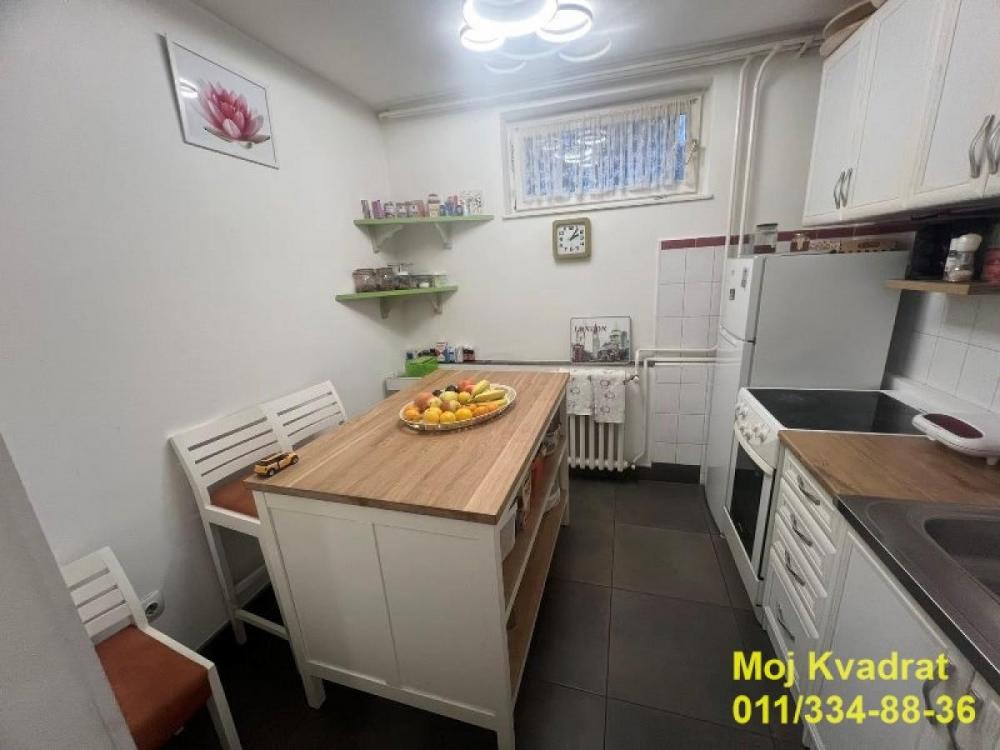 Stan na prodaju u Beogradu, Dedinje, 107m2, cena 335000 evra