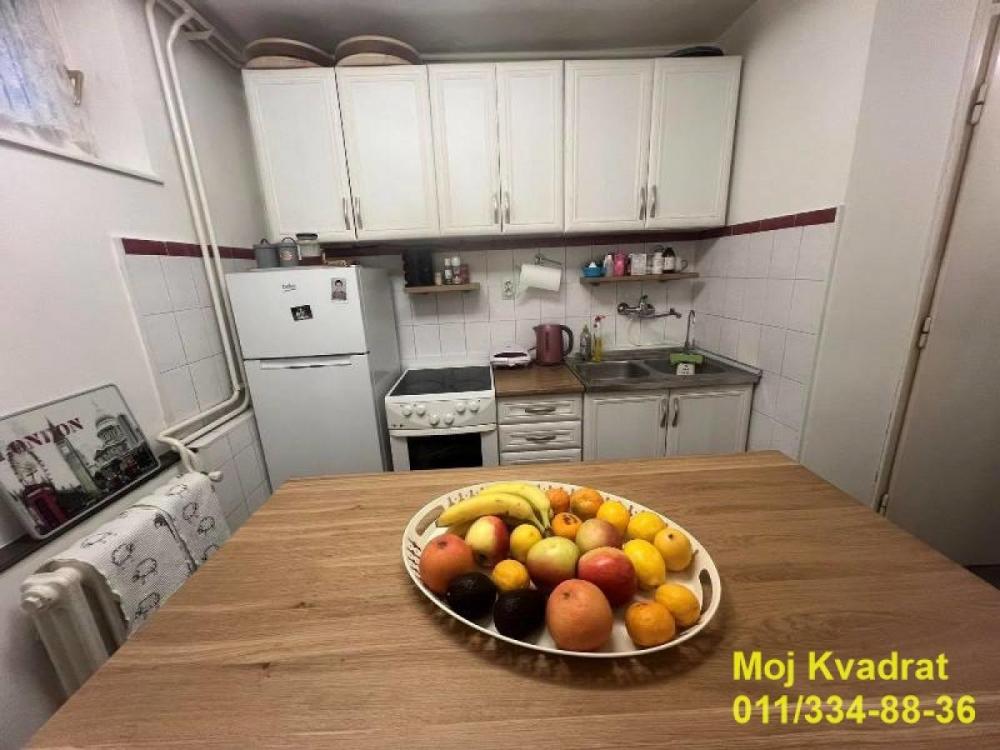 Stan na prodaju u Beogradu, Dedinje, 107m2, cena 335000 evra