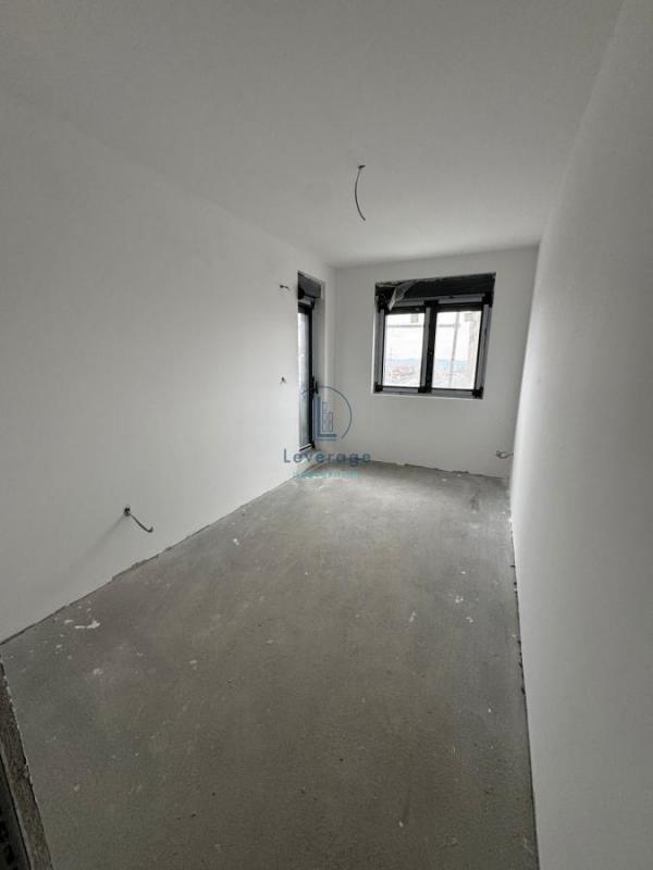 Stan na prodaju u Beogradu, Mirijevo, dvoiposoban, 66m2, cena 133500 evra