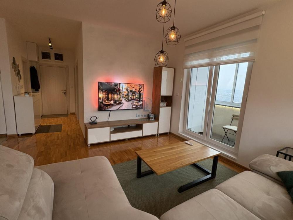 Stan na prodaju u Beogradu, Bulevar kralja Aleksandra, trosoban, 54m2, cena 199000 evra