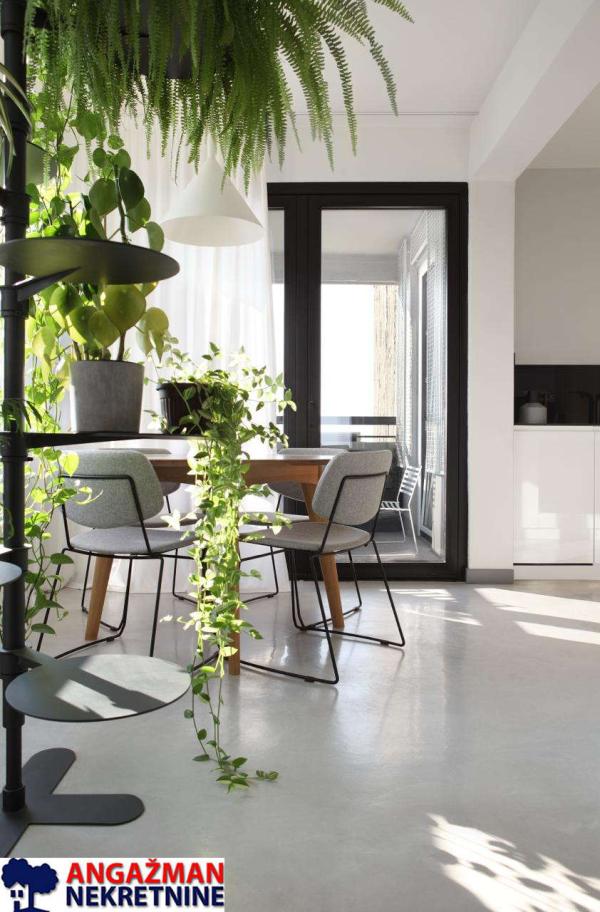 Stan na prodaju u Beogradu, Novi Beograd blok 23, trosoban, 75m2, cena 320000 evra