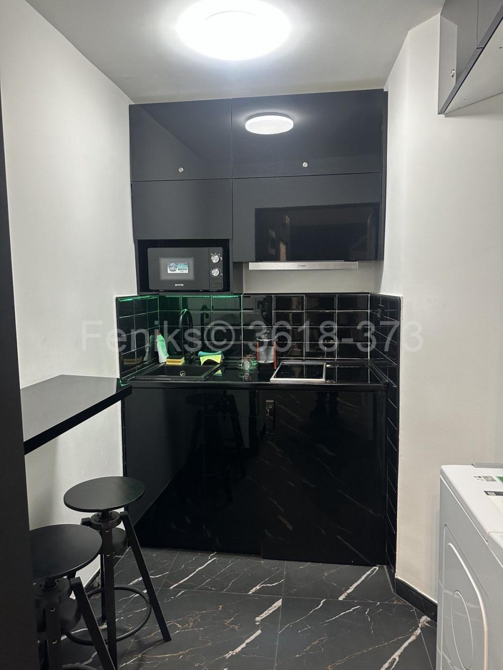 Stan na prodaju u Beogradu, Đeram pijaca, trosoban, 130m2, cena 500000 evra