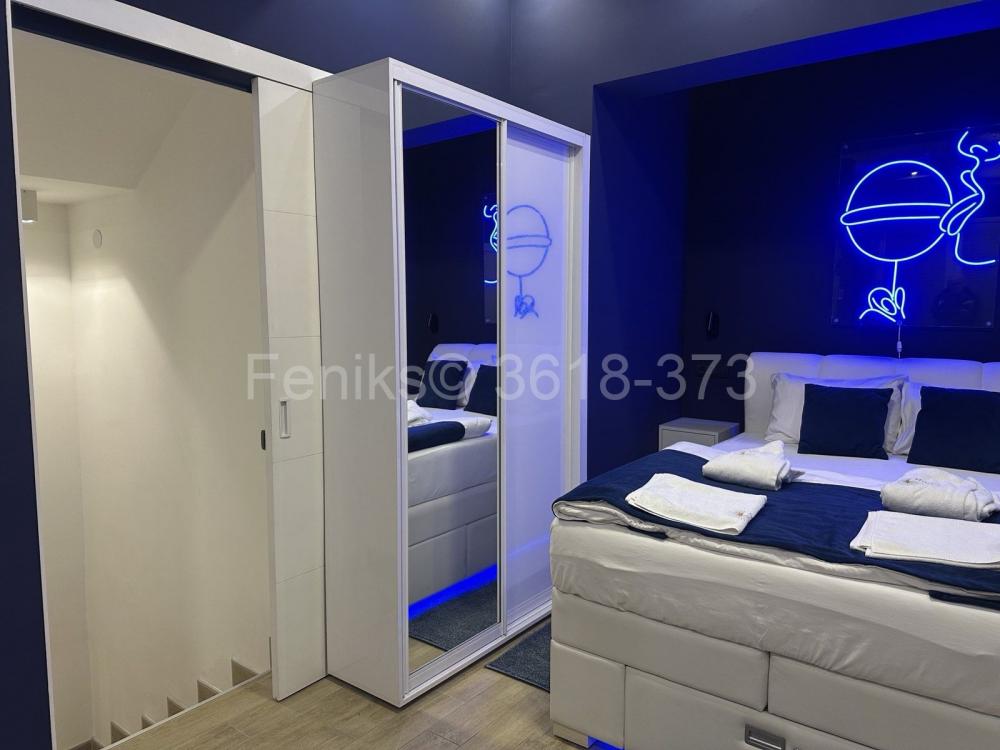 Stan na prodaju u Beogradu, Đeram pijaca, trosoban, 130m2, cena 500000 evra