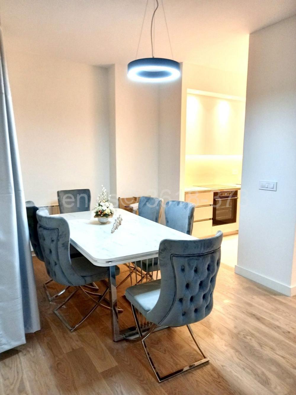 Stan na prodaju u Beogradu, Beograd na vodi, trosoban, 91m2, cena 450000 evra