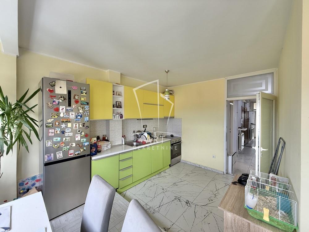 Stan na prodaju u Beogradu, Banovo brdo, dvosoban, 62m2, cena 170000 evra