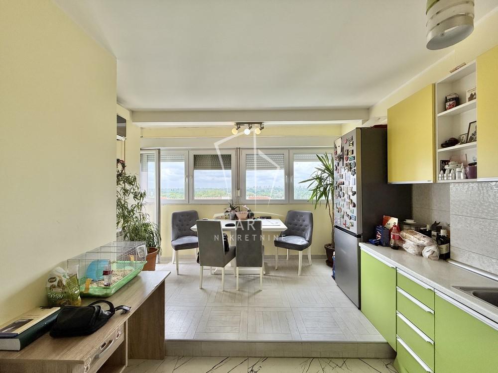 Stan na prodaju u Beogradu, Banovo brdo, dvosoban, 62m2, cena 170000 evra