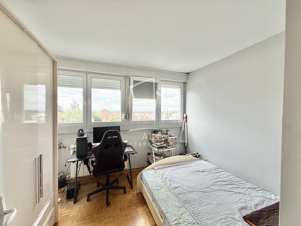 Stan na prodaju u Beogradu, Banovo brdo, dvosoban, 62m2, cena 170000 evra