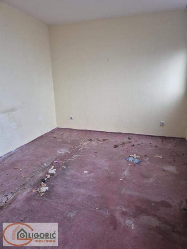 Stan na prodaju u Beogradu, Cvetkova pijaca, jednosoban, 25m2, cena 100000 evra