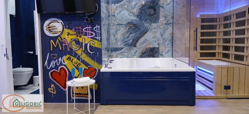 Stan na prodaju u Beogradu, Đeram pijaca, cetvorosoban, 155m2, cena 500000 evra