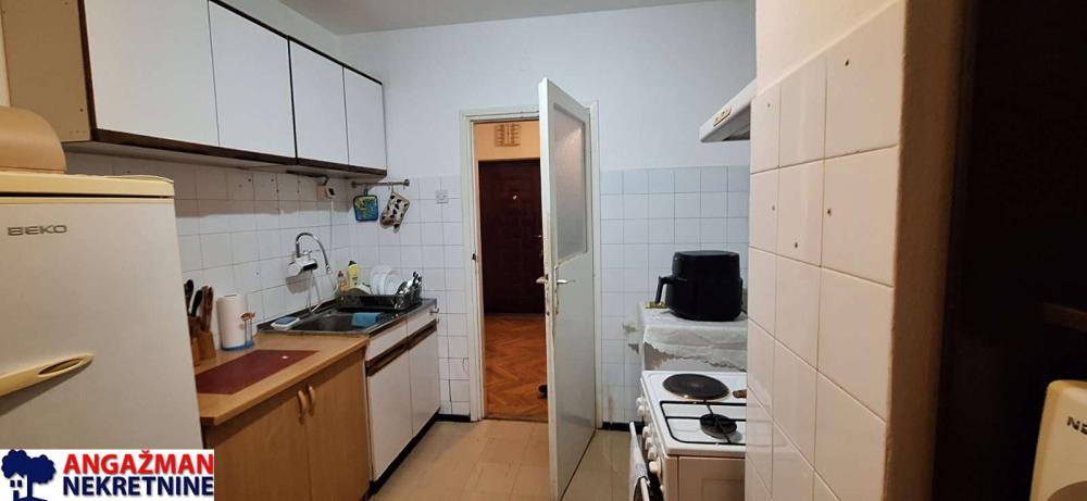 Stan na prodaju u Beogradu, Kanarevo brdo, jednoiposoban, 54m2, cena 129000 evra