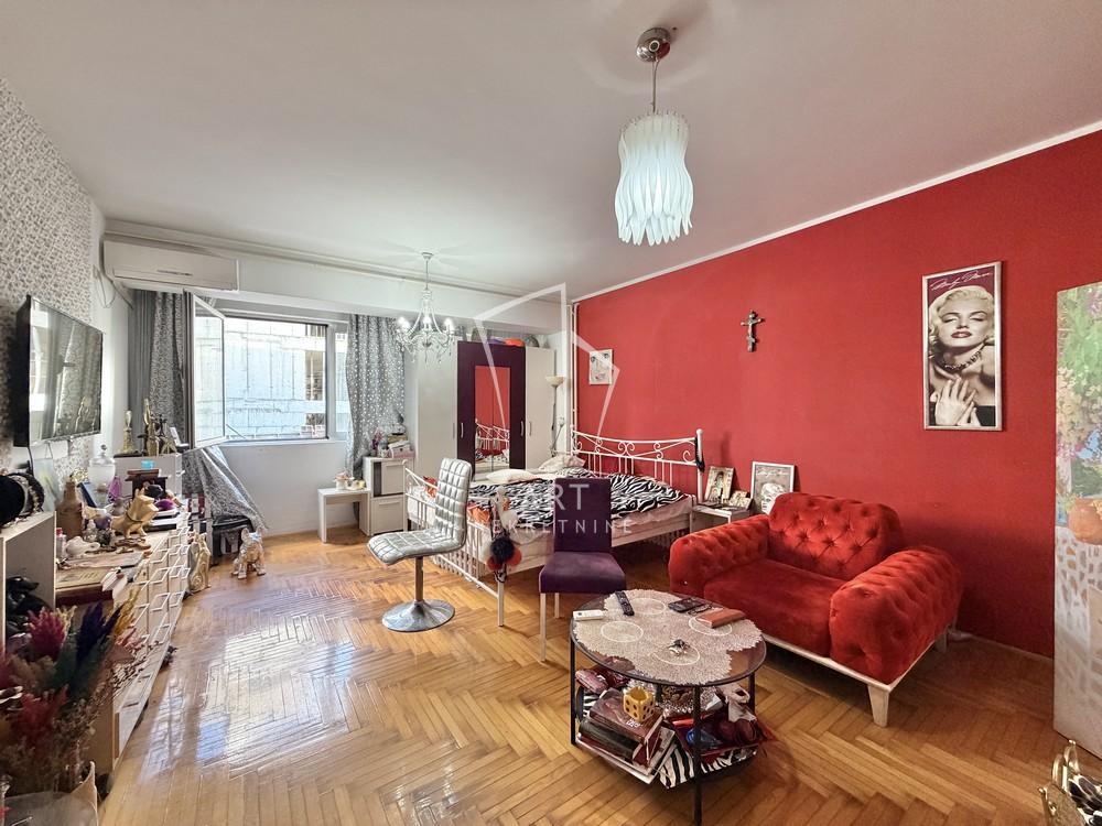 Stan na prodaju u Beogradu, Rakovica, dvosoban, 57m2, cena 153700 evra