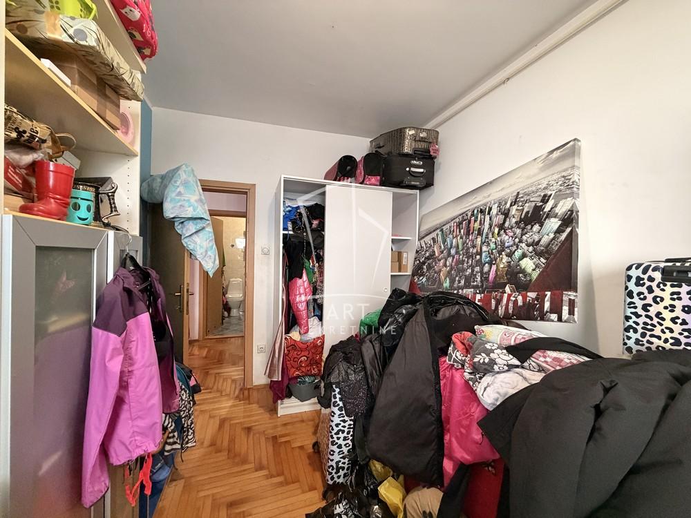 Stan na prodaju u Beogradu, Rakovica, dvosoban, 57m2, cena 153700 evra