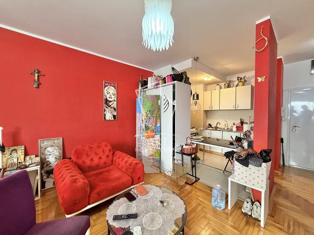 Stan na prodaju u Beogradu, Rakovica, dvosoban, 57m2, cena 153700 evra