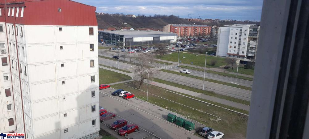 Stan na prodaju u Beogradu, Novi Beograd, troiposoban, 89m2, cena 220000 evra