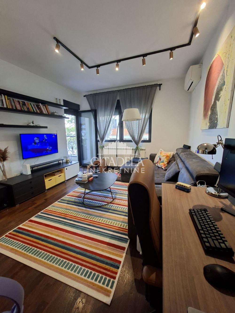 Glavna slika oglasa 271003