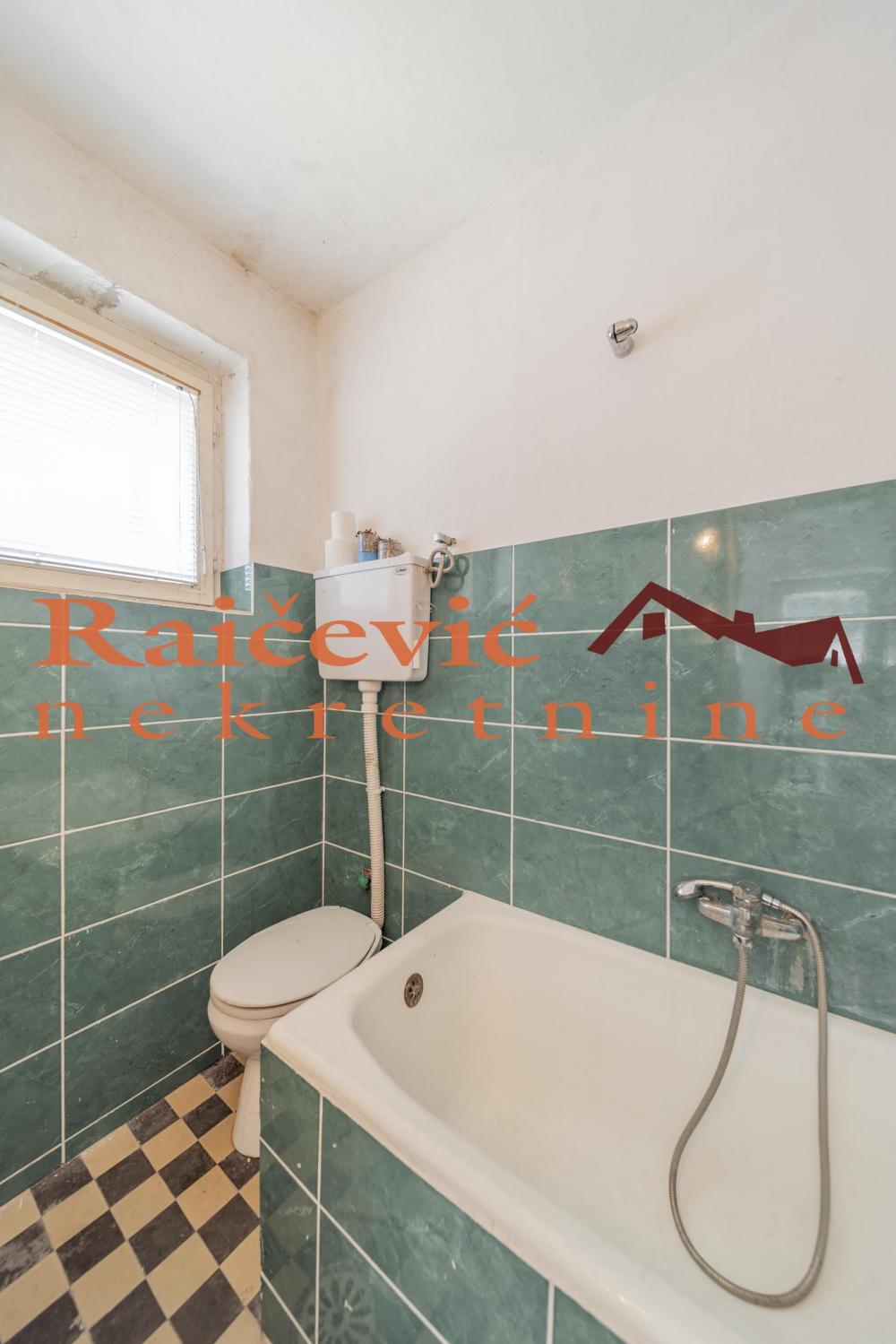 Stan na prodaju u Beogradu, Čukarica, jednoiposoban, 26m2, cena 78000 evra