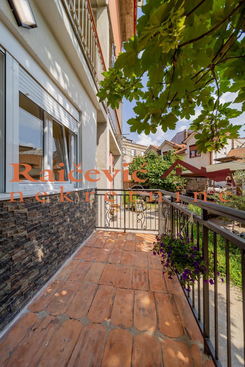 Stan na prodaju u Beogradu, Bulbulder, jednosoban, 28m2, cena 85000 evra