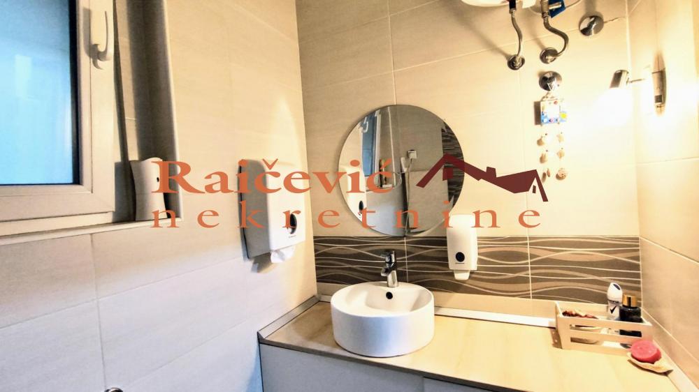 Stan na prodaju u Beogradu, Tašmajdan, jednosoban, 30m2, cena 157000 evra