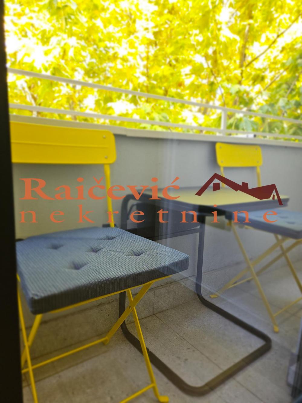 Stan na prodaju u Beogradu, Dorćol, jednoiposoban, 33m2, cena 190000 evra