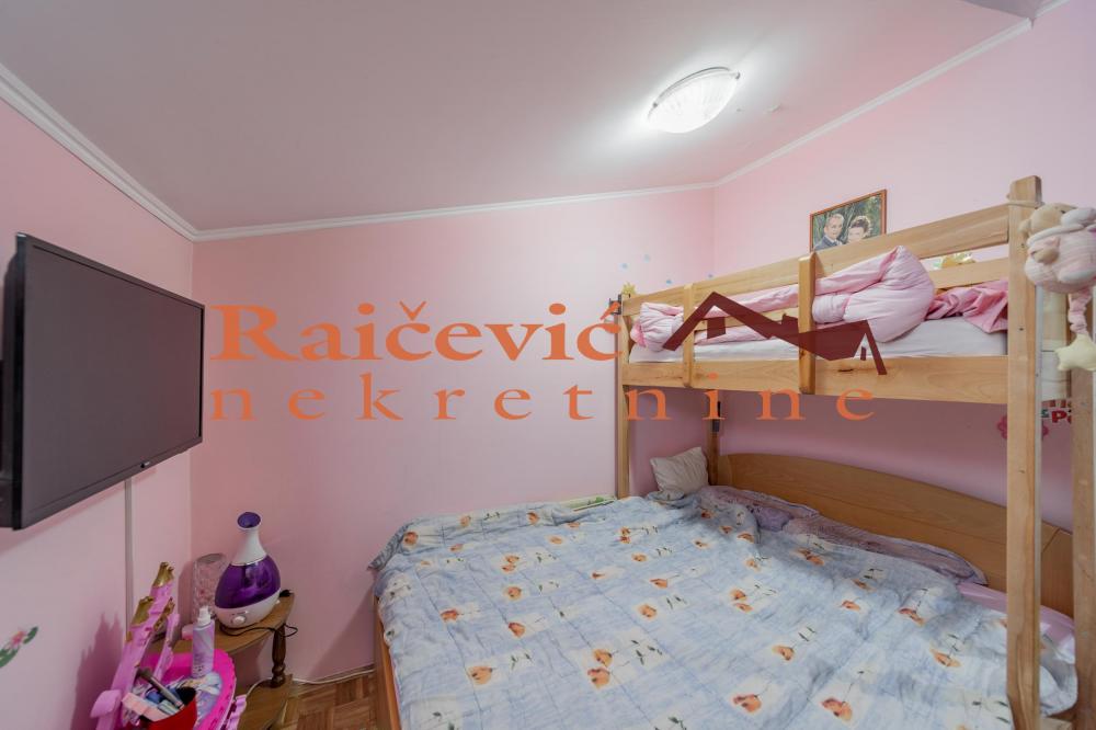 Stan na prodaju u Beogradu, Novi Beograd blok 62, jednoiposoban, 45m2, cena 146000 evra