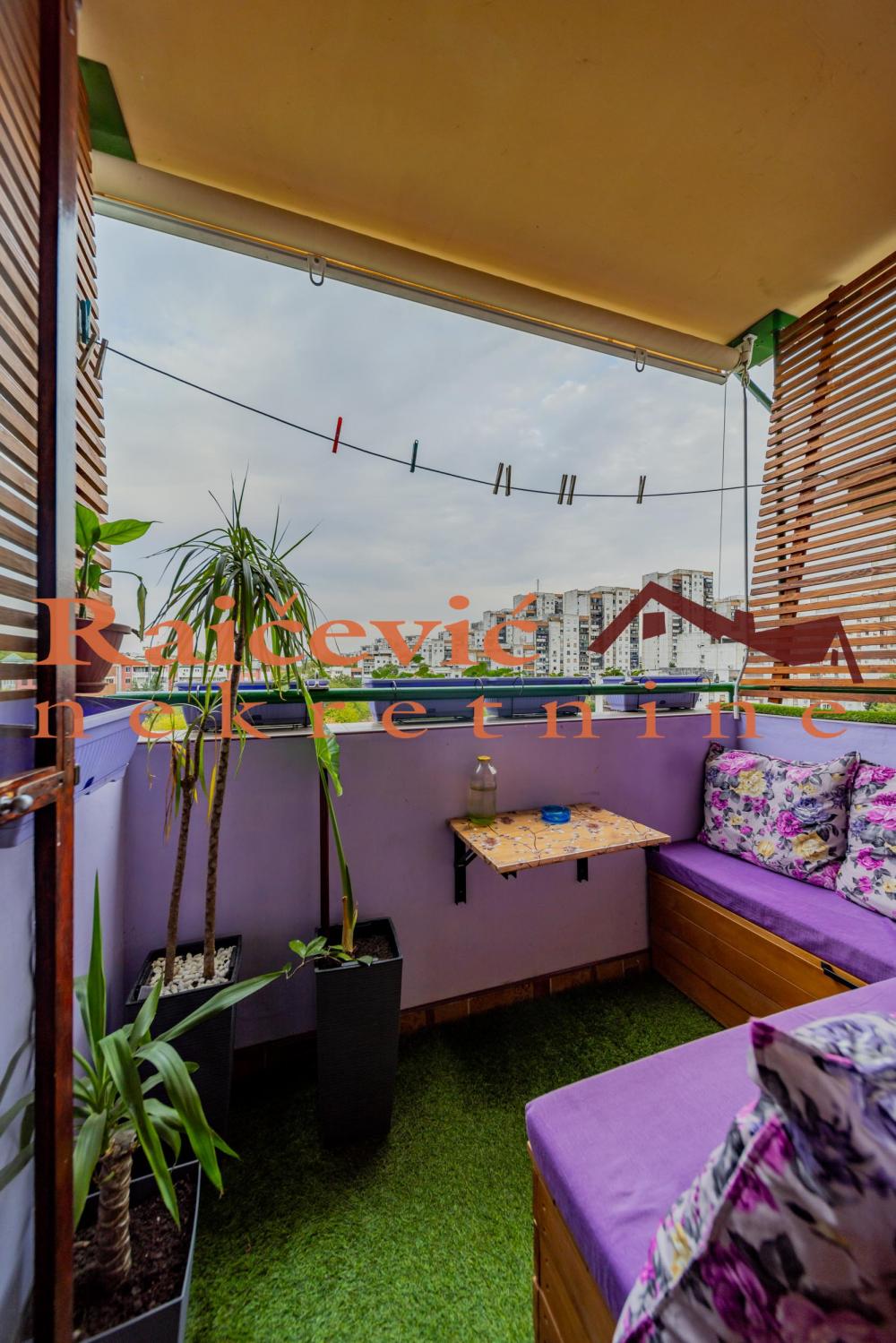 Stan na prodaju u Beogradu, Novi Beograd blok 62, jednoiposoban, 45m2, cena 146000 evra