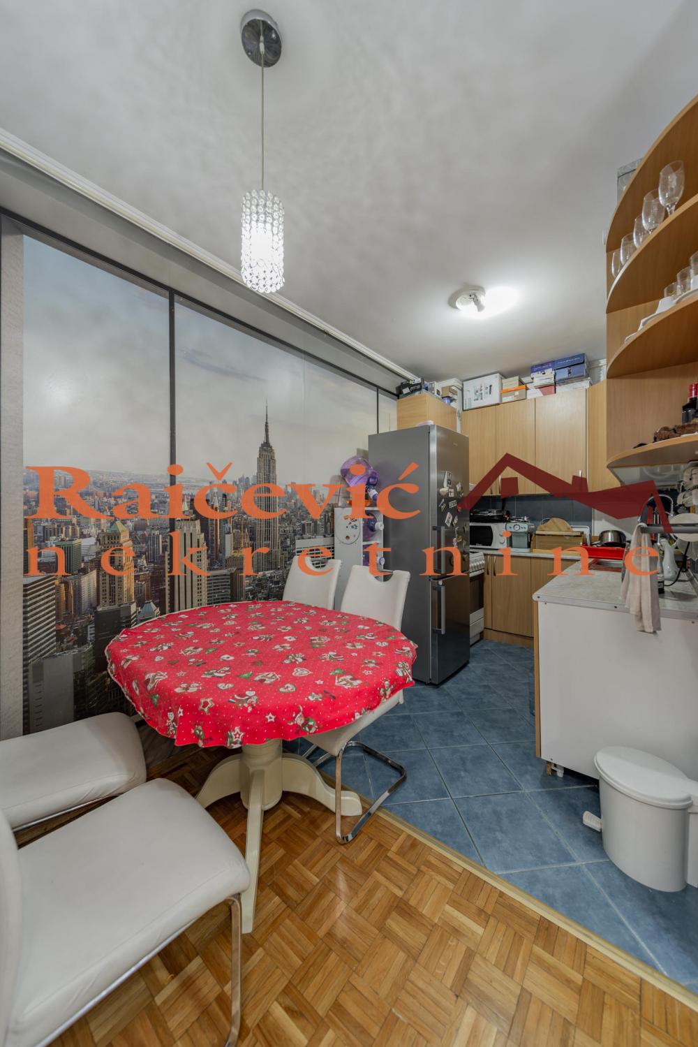 Stan na prodaju u Beogradu, Novi Beograd blok 62, jednoiposoban, 45m2, cena 146000 evra