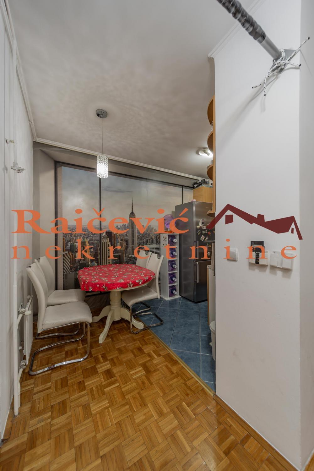 Stan na prodaju u Beogradu, Novi Beograd blok 62, jednoiposoban, 45m2, cena 146000 evra