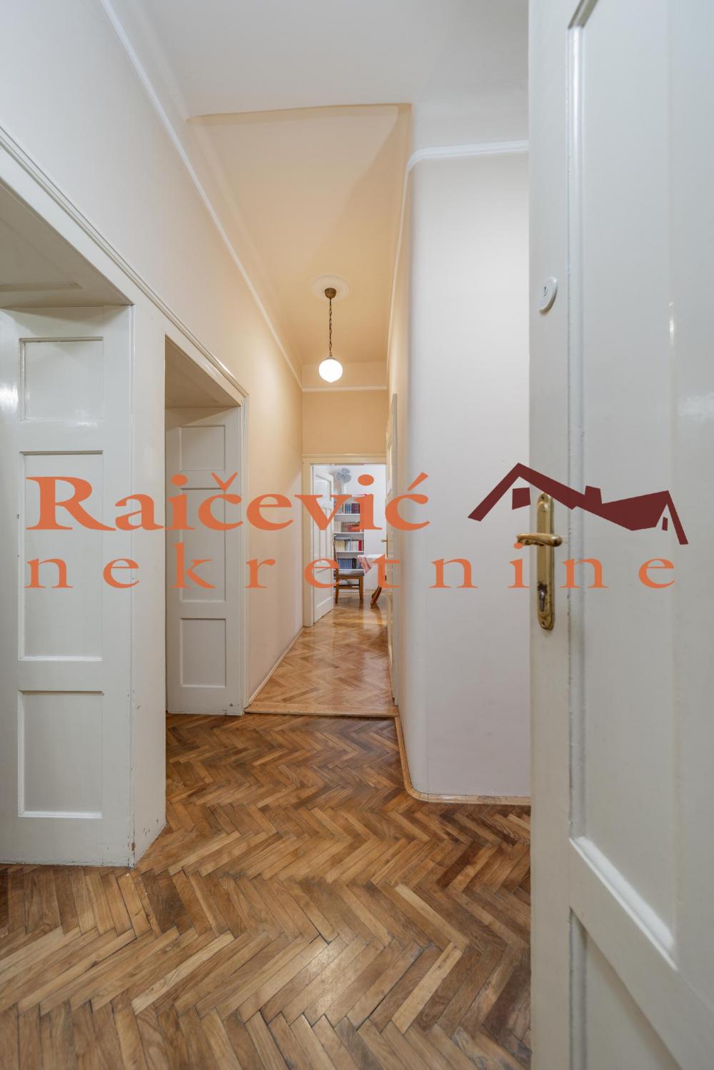 Stan na prodaju u Beogradu, Tašmajdan, dvosoban, 45m2, cena 184500 evra