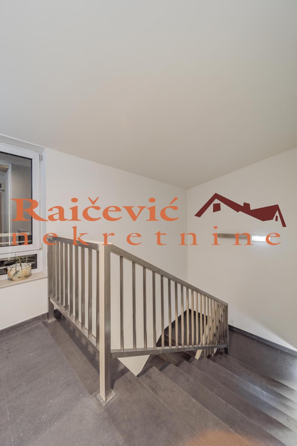 Stan na prodaju u Beogradu, Pašino brdo, dvosoban, 47m2, cena 163500 evra