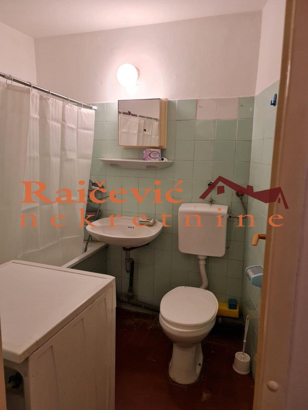 Stan na prodaju u Beogradu, Braće Jerković, jednosoban, 49m2, cena 119900 evra