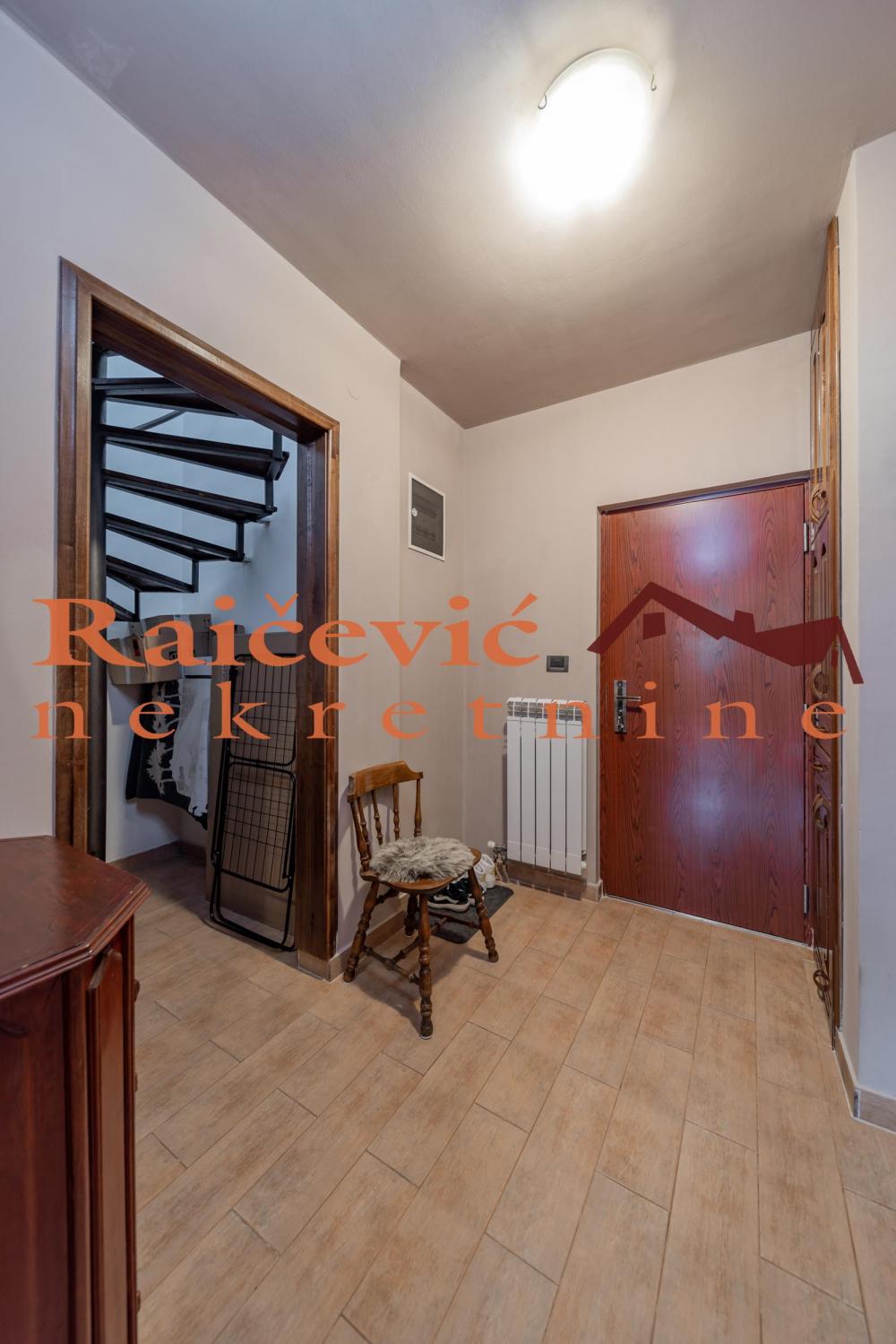 Stan na prodaju u Beogradu, Gornji grad, dvosoban, 51m2, cena 168000 evra