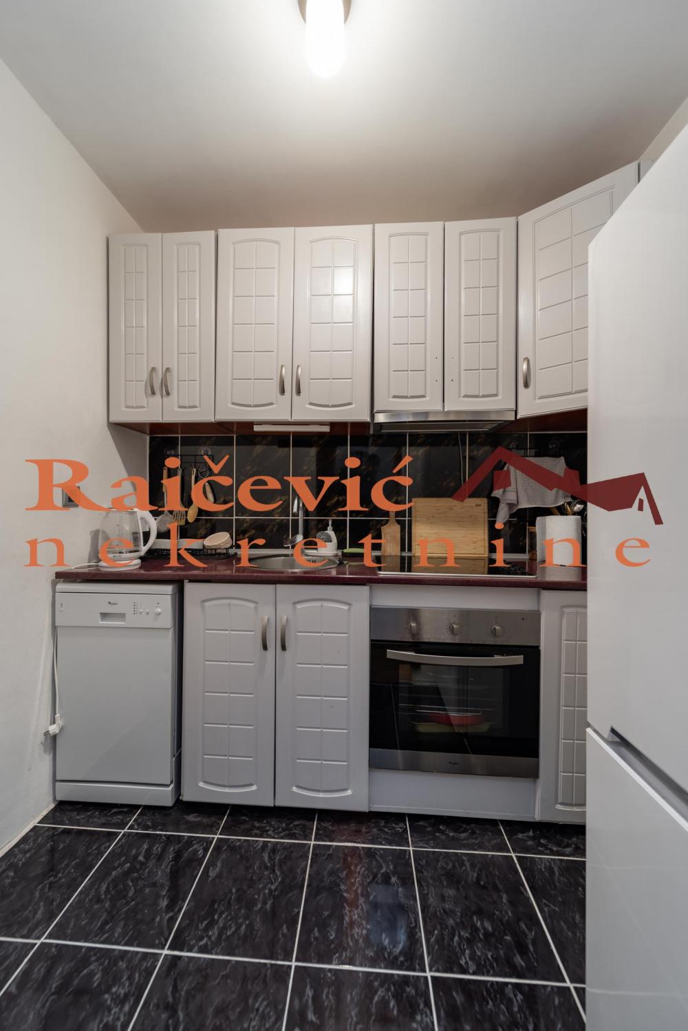 Stan na prodaju u Beogradu, Gornji grad, dvosoban, 51m2, cena 168000 evra