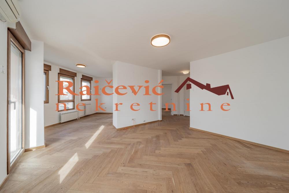 Stan na prodaju u Beogradu, Banovo brdo, dvosoban, 57m2, cena 216000 evra