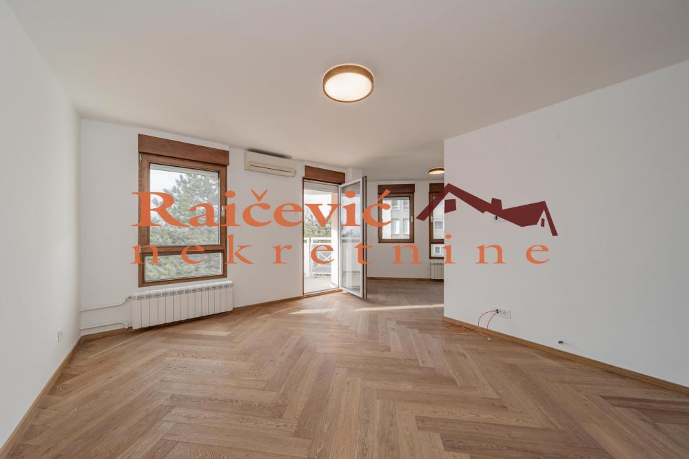 Stan na prodaju u Beogradu, Banovo brdo, dvosoban, 57m2, cena 216000 evra