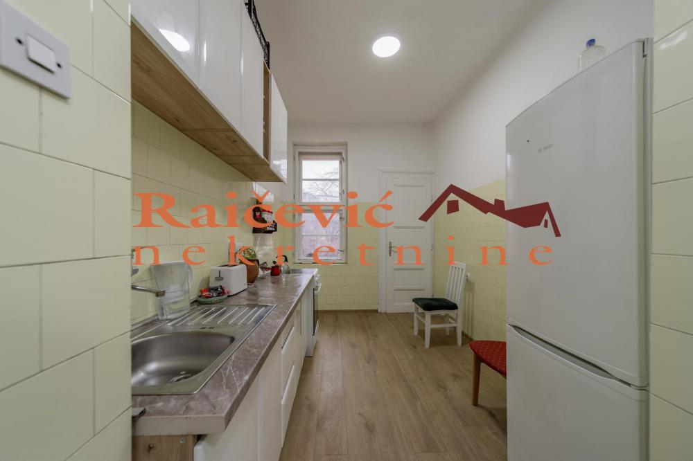 Stan na prodaju u Beogradu, Beograd (centar), dvoiposoban, 57m2, cena 258000 evra