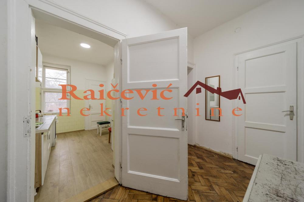 Stan na prodaju u Beogradu, Beograd (centar), dvoiposoban, 57m2, cena 258000 evra