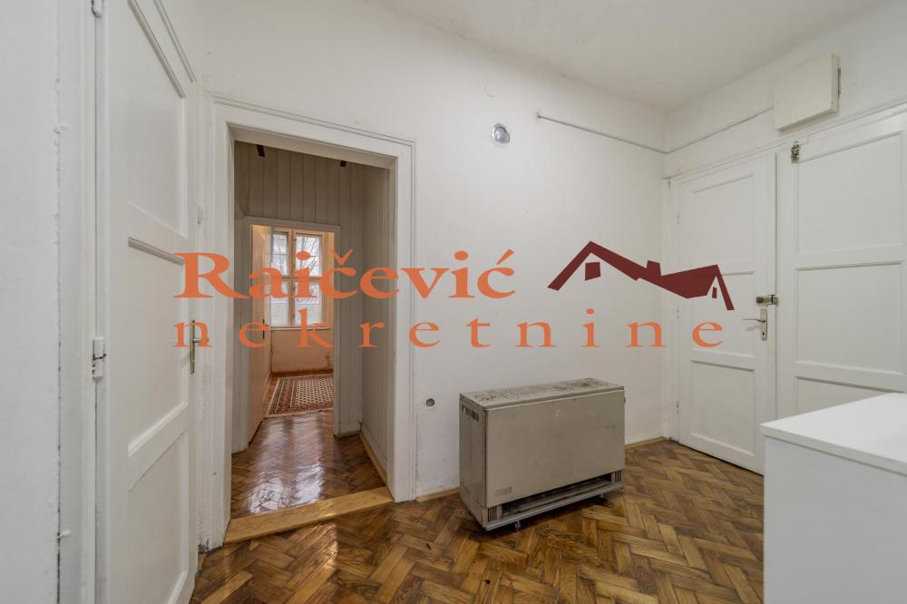 Stan na prodaju u Beogradu, Beograd (centar), dvoiposoban, 57m2, cena 258000 evra