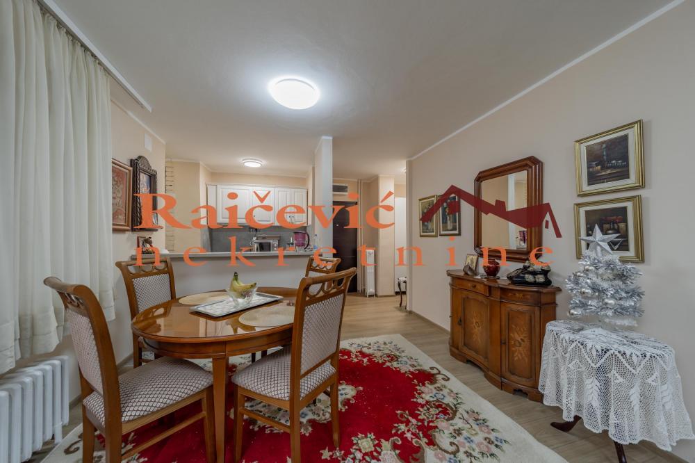 Stan na prodaju u Beogradu, Cerak vinogradi, dvosoban, 59m2, cena 193000 evra