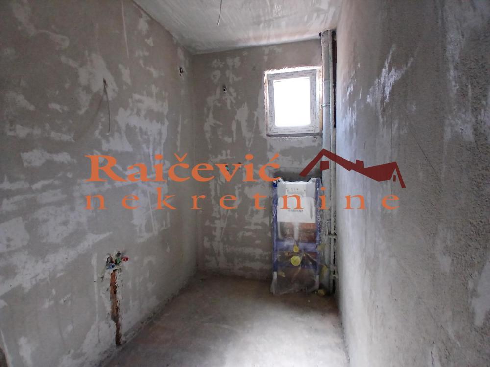 Stan na prodaju u Beogradu, Gornji grad, trosoban, 60m2, cena 179596 evra