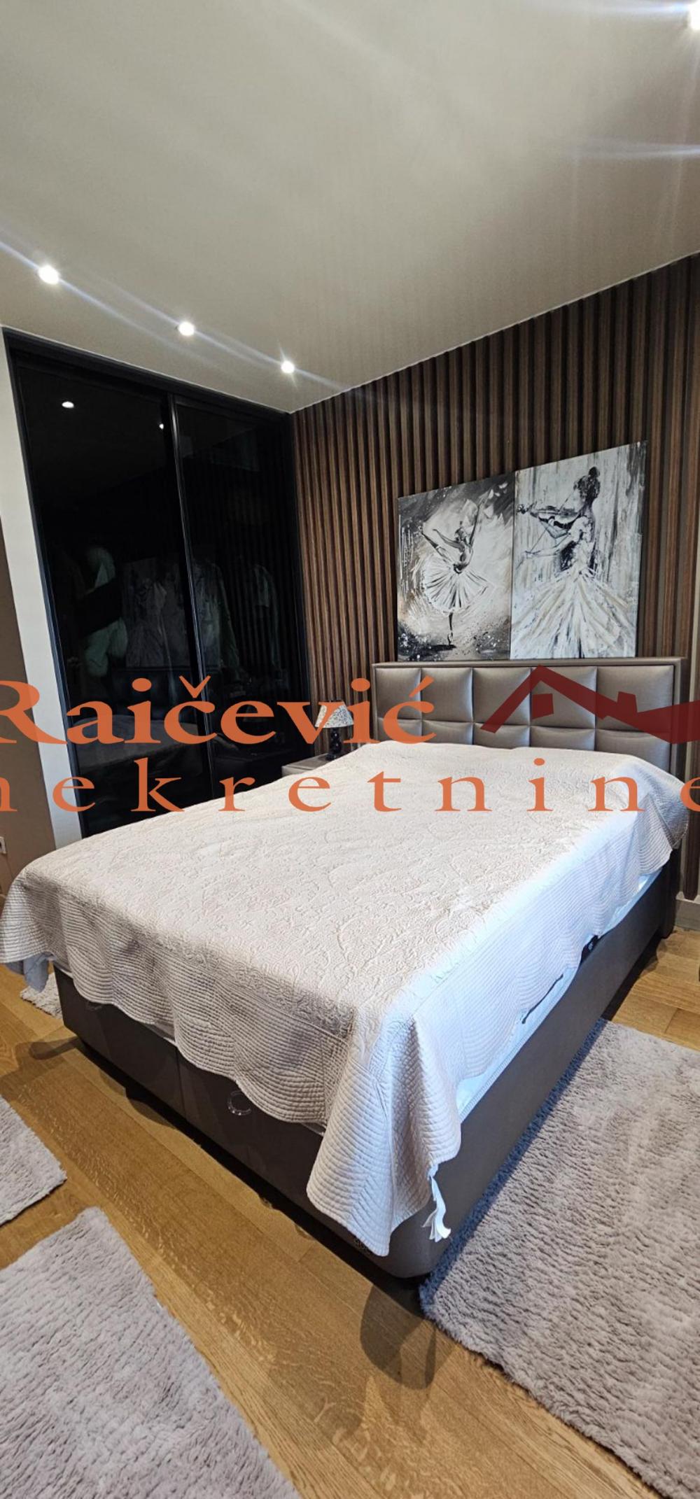 Stan na prodaju u Beogradu, Novi Beograd blok 65, dvosoban, 61m2, cena 380000 evra