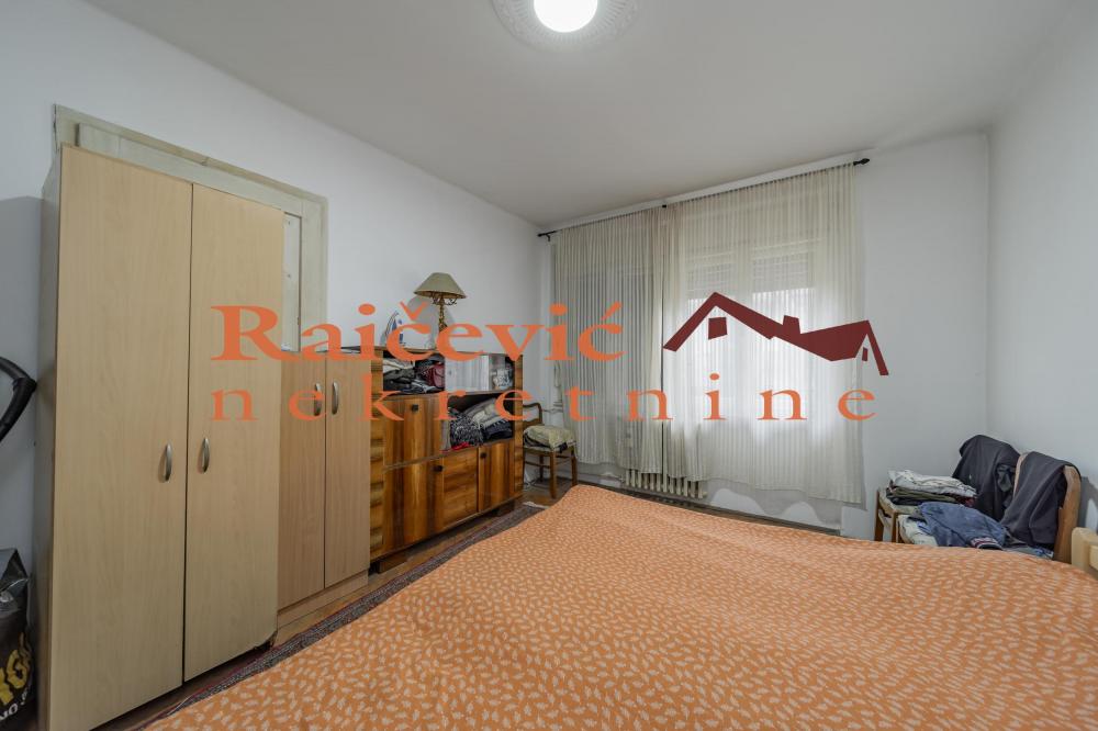 Stan na prodaju u Beogradu, Beograd (centar), dvosoban, 65m2, cena 180000 evra