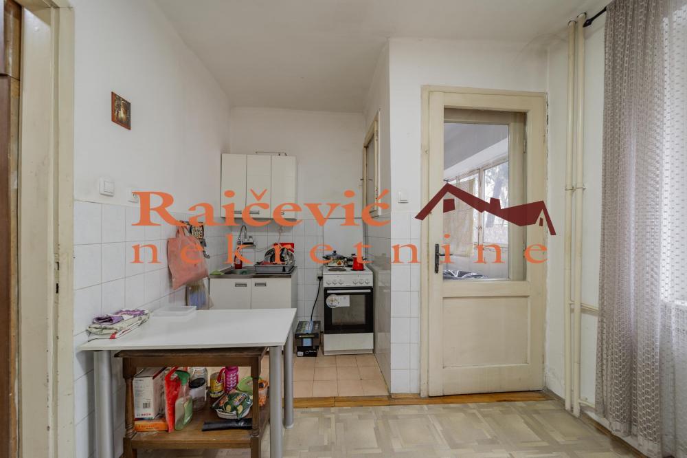 Stan na prodaju u Beogradu, Beograd (centar), dvosoban, 65m2, cena 180000 evra