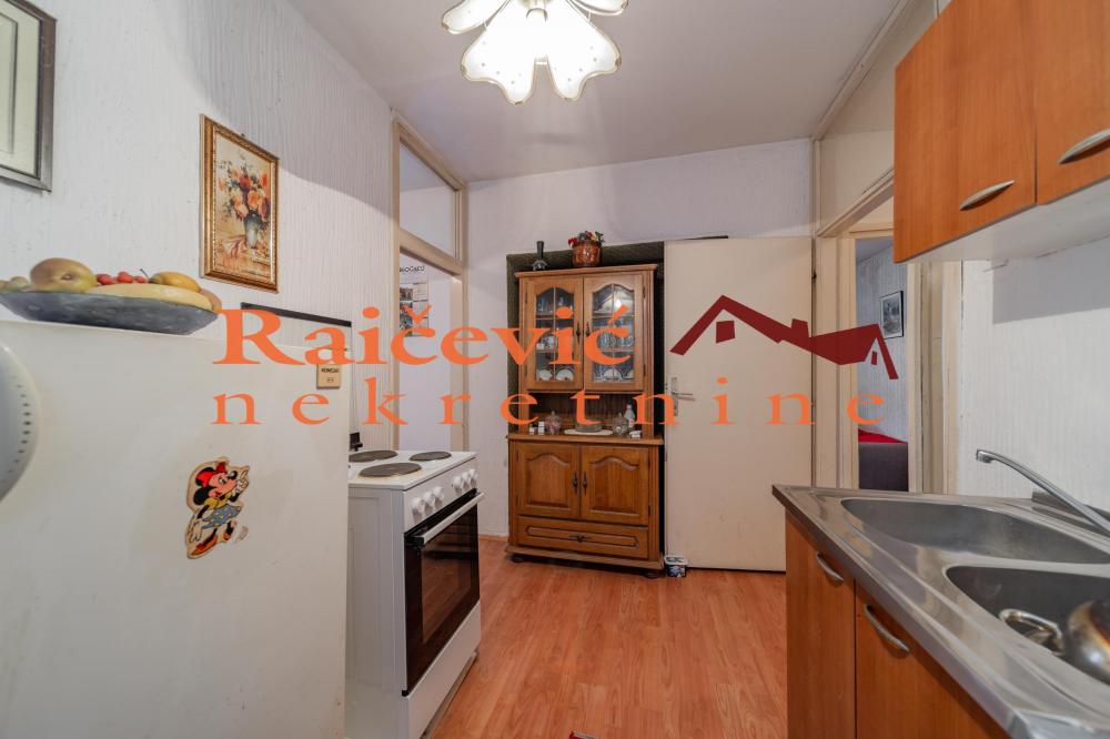 Stan na prodaju u Beogradu, Labudovo brdo, dvosoban, 67m2, cena 154000 evra