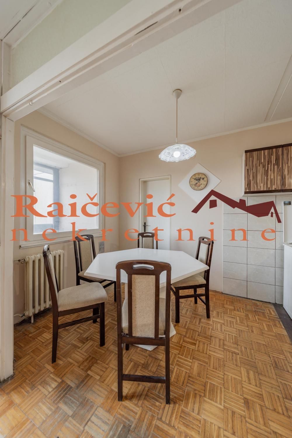 Stan na prodaju u Beogradu, Novi Beograd blok 61, dvosoban, 67m2, cena 205000 evra