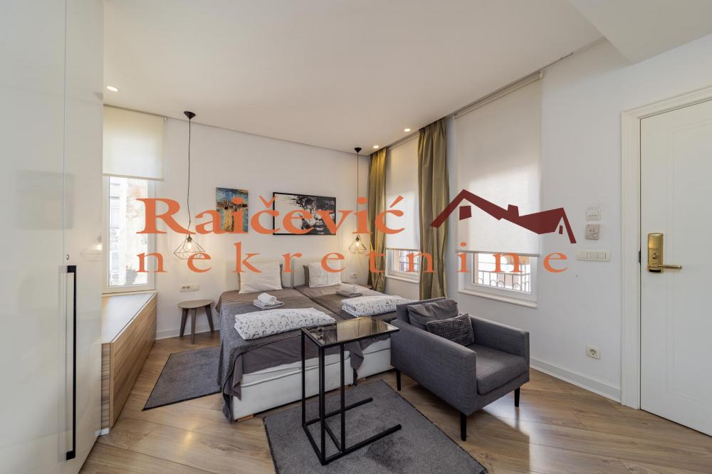 Stan na prodaju u Beogradu, Beograd (centar), trosoban, 73m2, cena 439000 evra