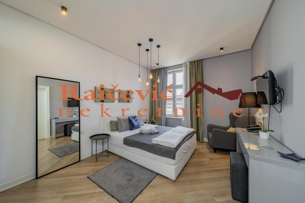 Stan na prodaju u Beogradu, Beograd (centar), trosoban, 73m2, cena 439000 evra